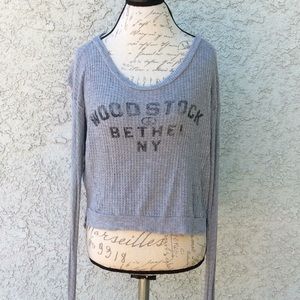Retro Brand Woodstock Bethel NY Graphic Crop Top Gray Knit Long Sleeve Shirt